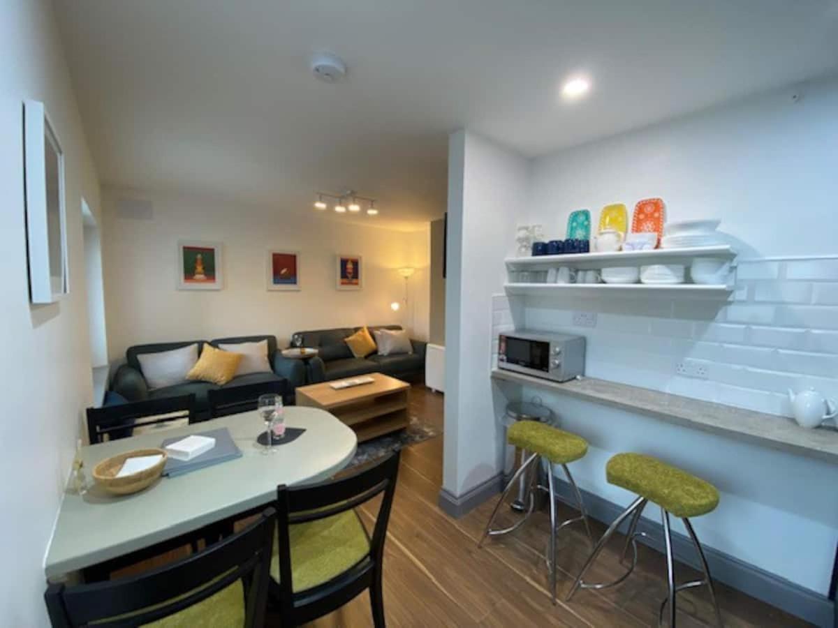 Location Location - Gorgeous 3 Bed Apartment In Killarney Extérieur photo